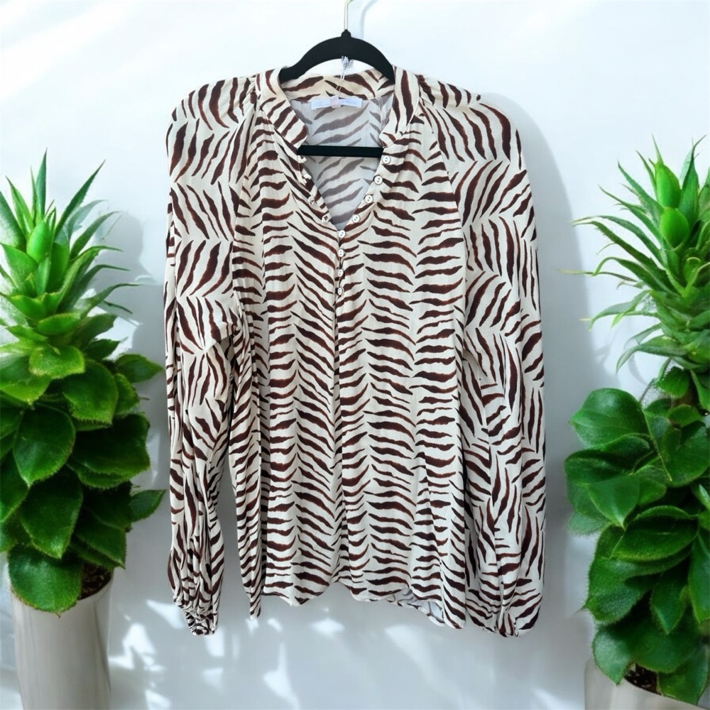 Corey Lynn Carter NWT Noemi Zebra Top Small